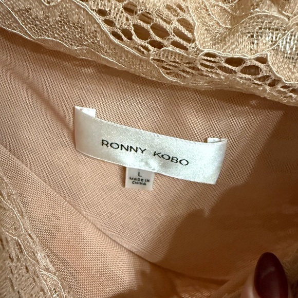 Ronny Kobo Yessenia Off-The-Shoulder Long-Sleeve Lace Maxi Dress. - Picture 10 of 10